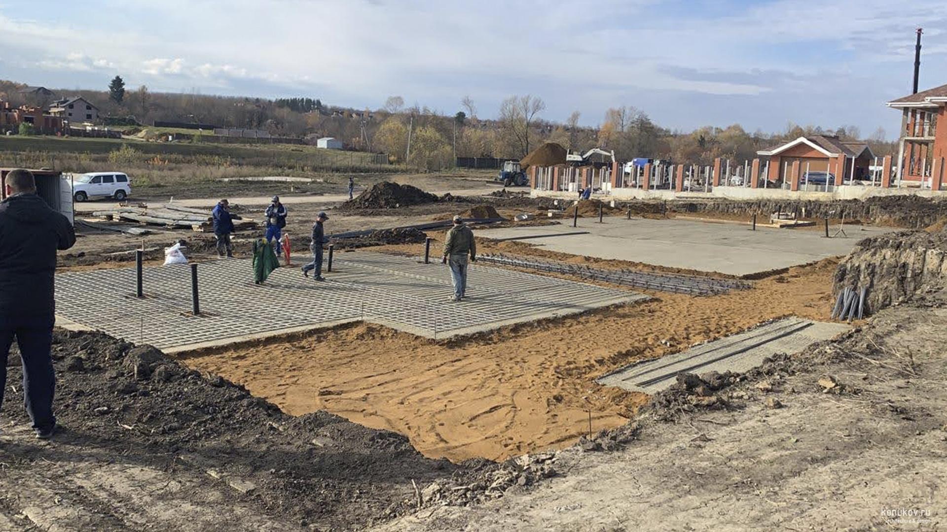 1-й слой армирования по защитной стяжке